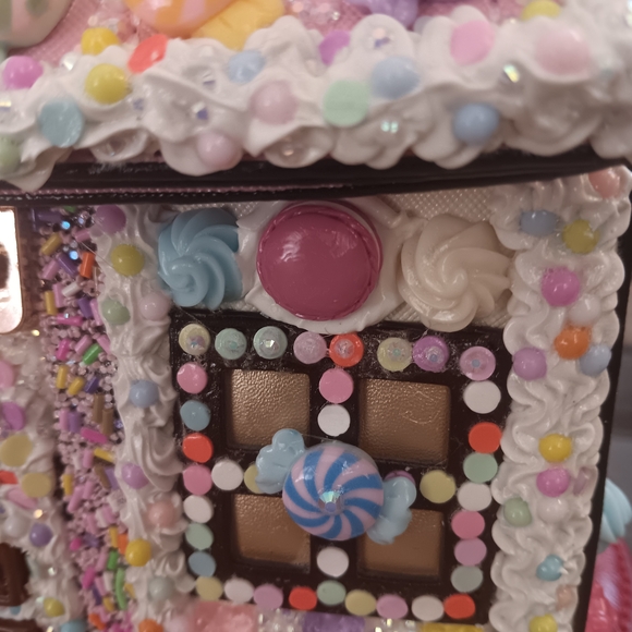 Slayerrr's Customs Candyland Purse - Picture 10 of 17